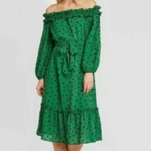 Dresses & Skirts - New! Green Off The Shoulder Belted Polka Dot Dress